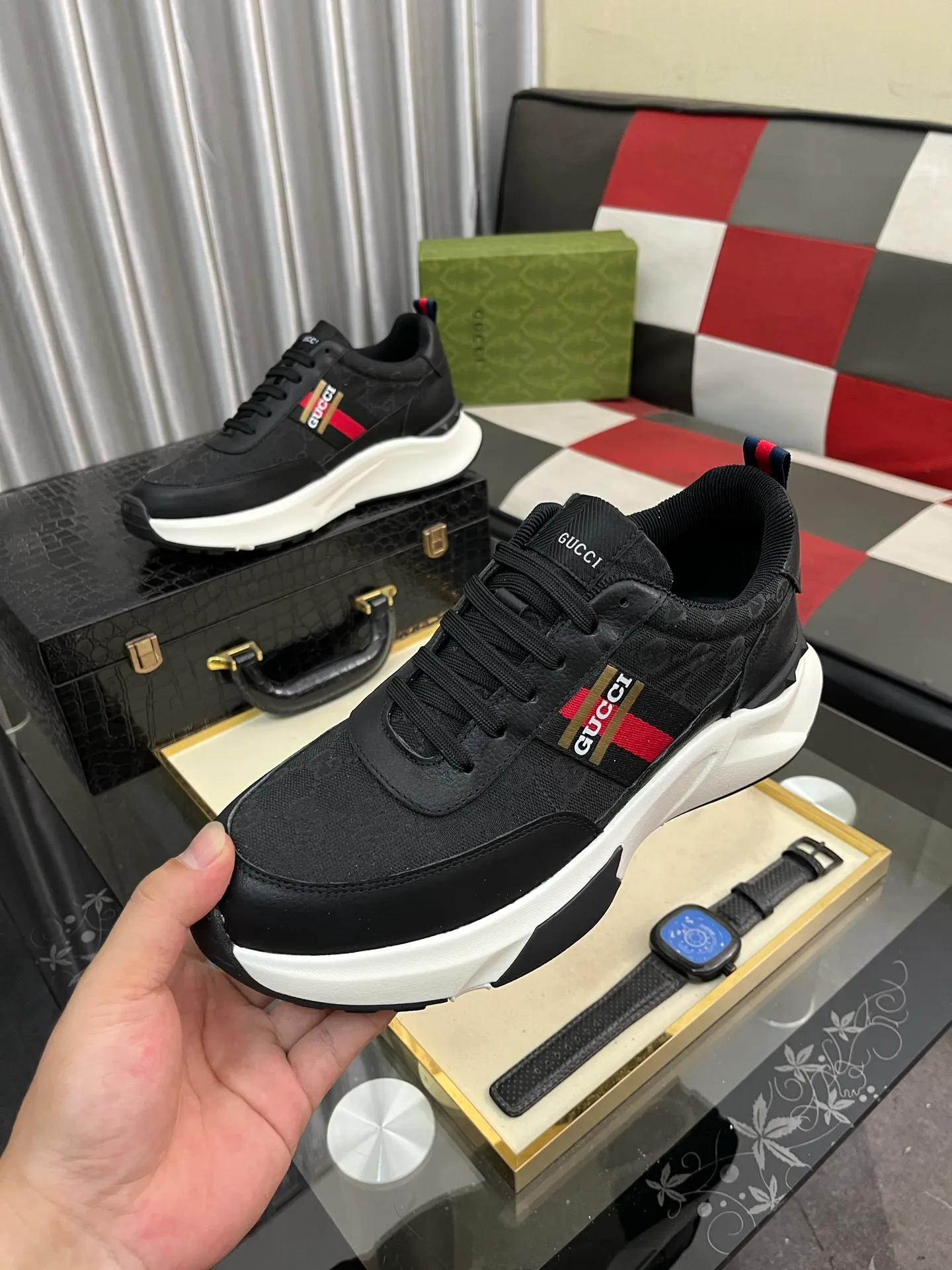 Men's Men's Shoes 💰458 ⌚️⌚️[GUCCI] Gucci men's casual shoes are absolutely popular 🔥The ultimate matching item for trendy men! The charm of super texture is irresistible, the main recommendation, the flower leather color is bright! The upper is made of high-quality brand printed fabric with cowhide, breathable leather lining and wear-resistant rubber sole, noble and elegant! Extremely comfortable🎁🎁You can be as handsome as you want💪 38-445⃣️colors available